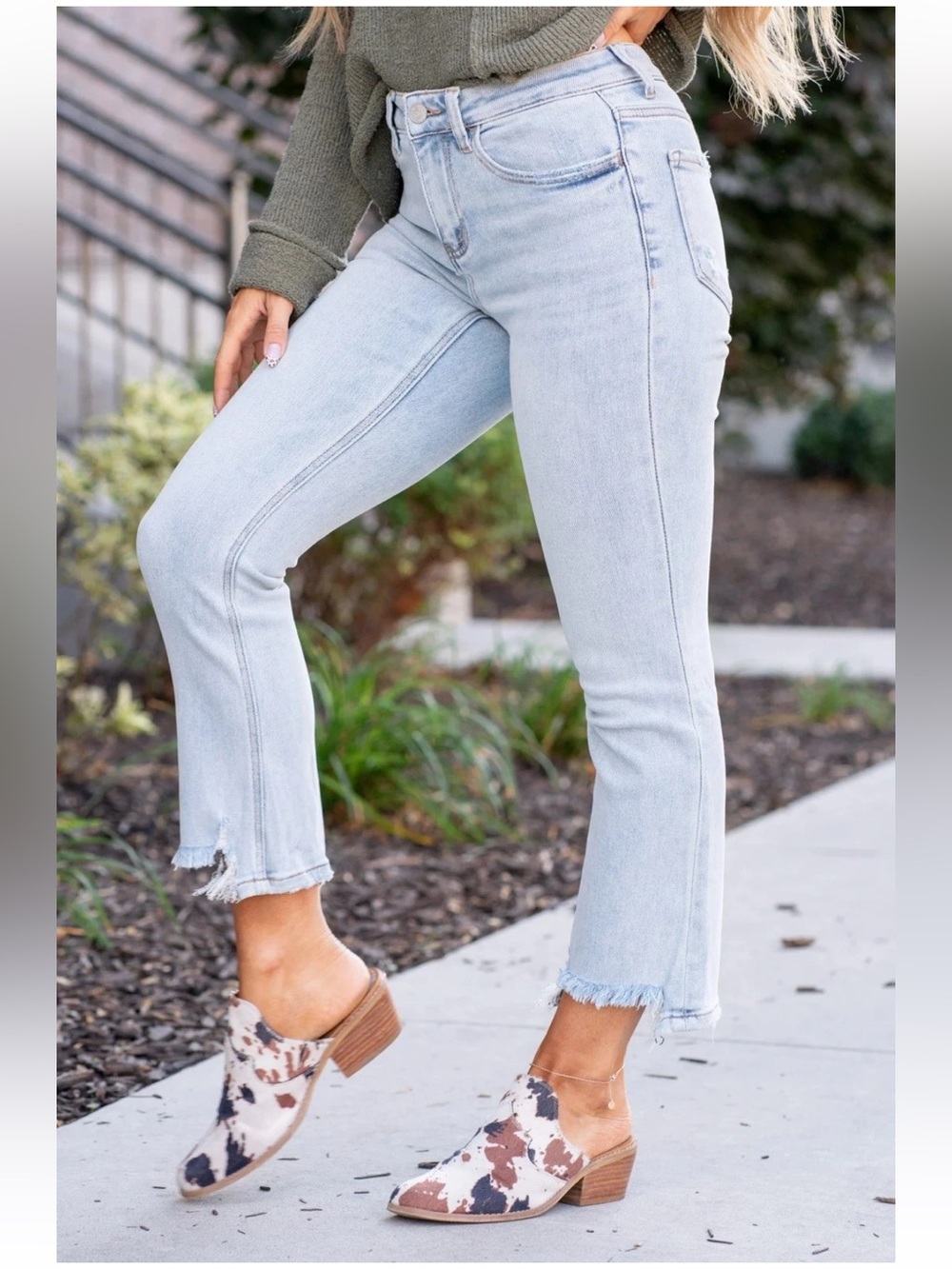 Lovervet By Vervet Blue Amity High-Rise Kick-Flare Jeans Pants Plus Size 22W NWT - Picture 5 of 11